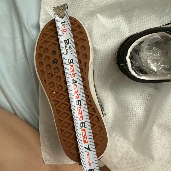 Bundle of three toddler shoes - Picture 15 of 16